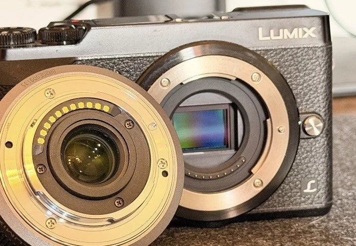 Panasonic Lumix GX80 con 3,500 scatti. In garanzia (MPB) . Corpo solo. Body - Imagen 3 de 4