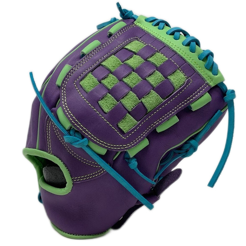 GW-GO92-PU1175-RightHandThrow Gloveworks Gameday GO92 Purple 11.75