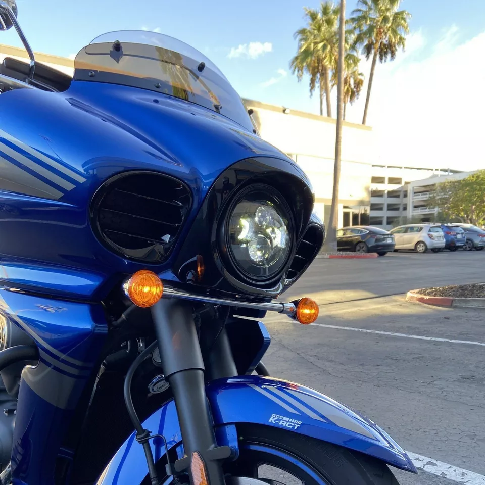 Kit de faros de proyección LED Eagle Lights para Kawasaki Vaquero y Voyager negro Foto 2 de 4