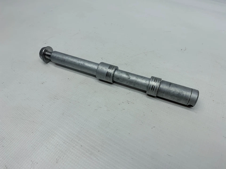 Honda CBF1000 A Vorderrad Steckachse Achse Front Axle spindle (3) 07' — 第 3/3 张图片