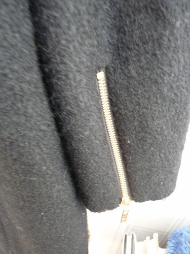 BIBA Ladies Coat, animal print front with black lining, sleeves and back. - Picture 4 of 5