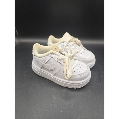 Nike Air Force 1 Baby Size 5 Tripple White.