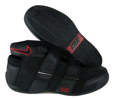 2005 lebron shoes