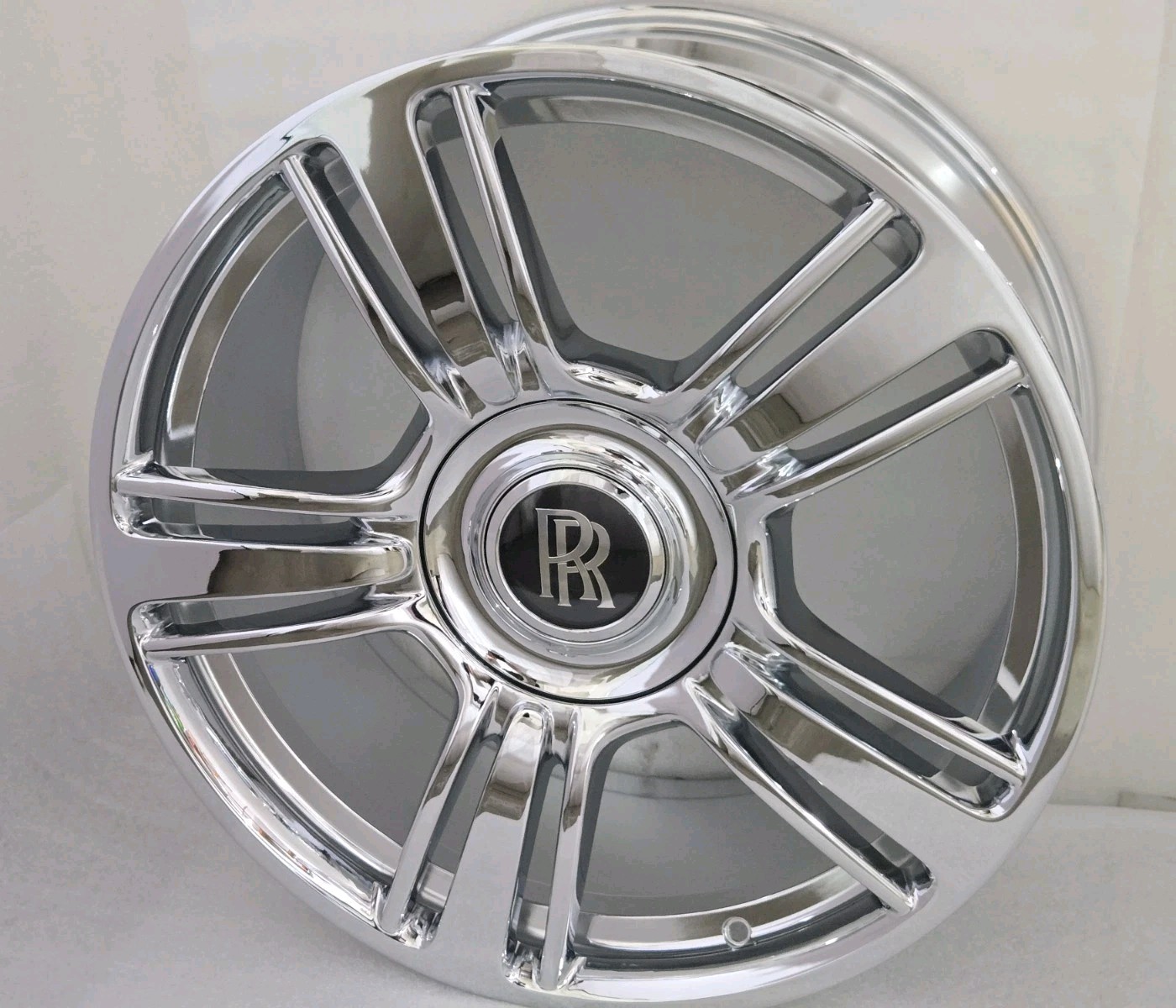 Rolls-Royce Ghost Wheel
