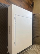 Apple MacBook Air 15-inch 2025 M4 Chip 10-Core GPU 256GB SSD 16GB RAM Sky