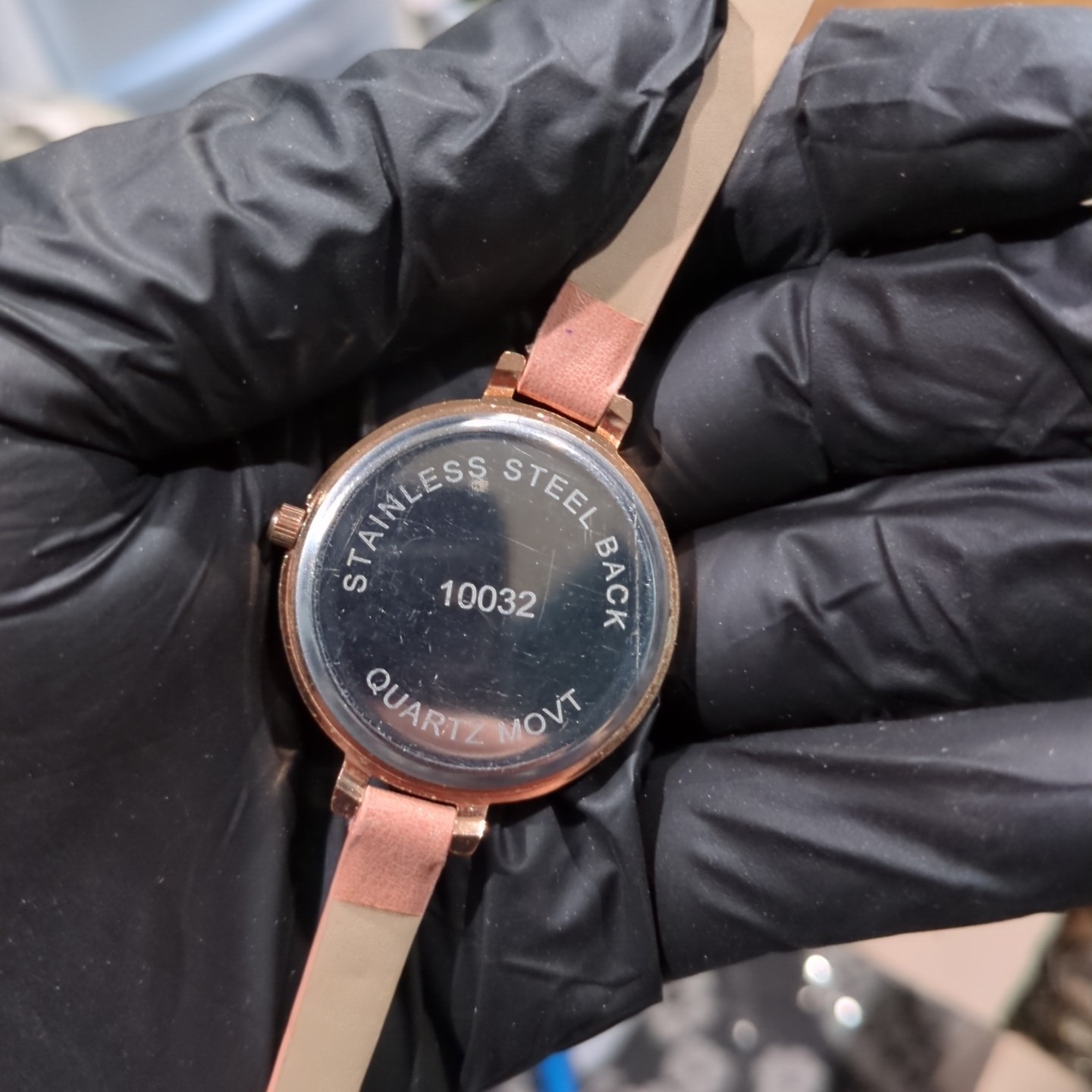 Working Womens Round Geometric Pattern Brown watc… - image 2