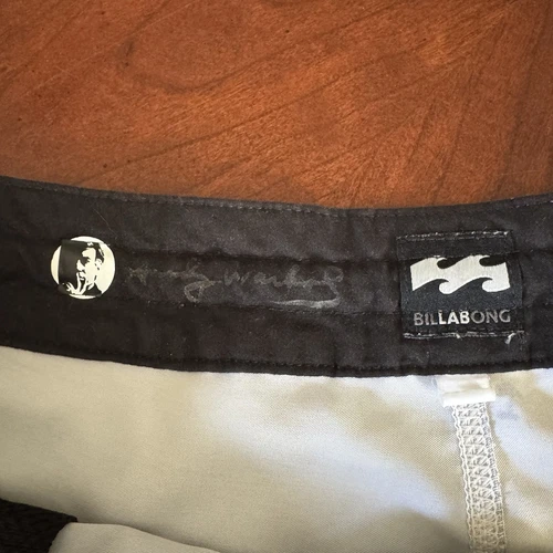 Boardshorts Billabong para hombre 34 Andy Warhol Jean Michel Basquiat 19” entrepierna raro - Imagen 7 de 21