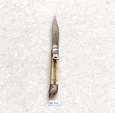 Antique Handmade Foldable Rustic Blade Steel Bone Handle Knife Decor Props KN346
