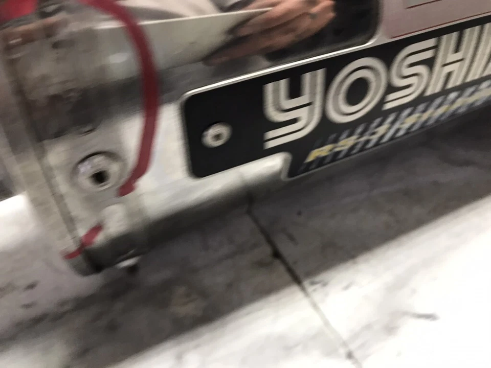 Silenciador escape 01 Suzuki SV 650 SV 650 S Yoshimura Foto 3 de 4