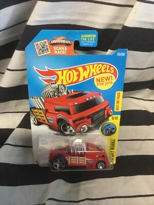 2016 Hot Wheels #173 HW City Works 8/10 CRATE RACER Red Variant w/5 Spokes