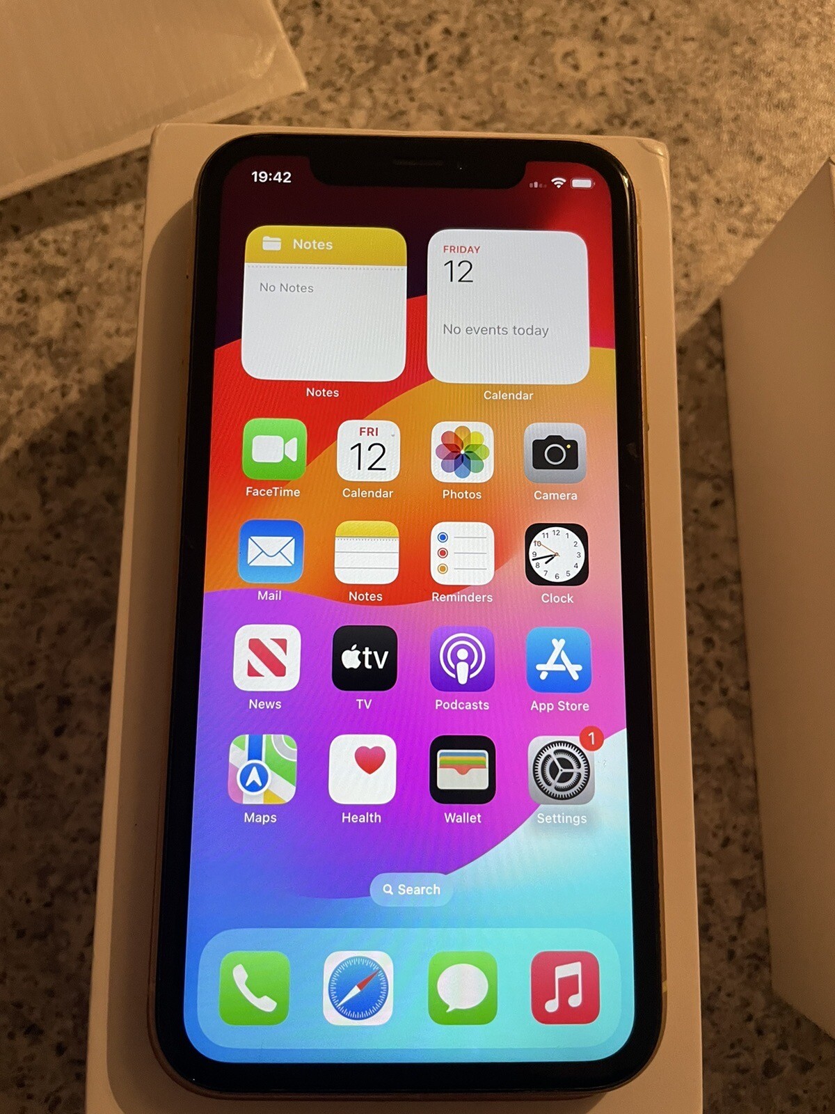 Apple iPhone XR 128GB Yellow (Unlocked) A2105 (GSM) 190198773388 eBay