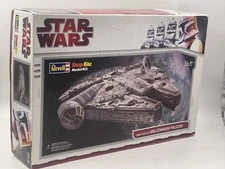 REVELL STAR WARS Han Solo's Millennium Falcon Snap Tite Model