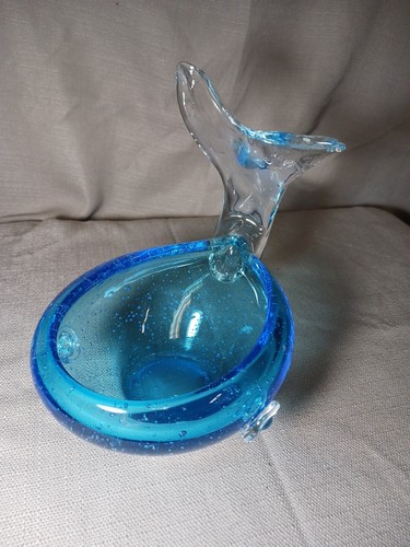 Hand Blown Art Glass Whale Bowl Trinket Dish - Picture 2 of 9