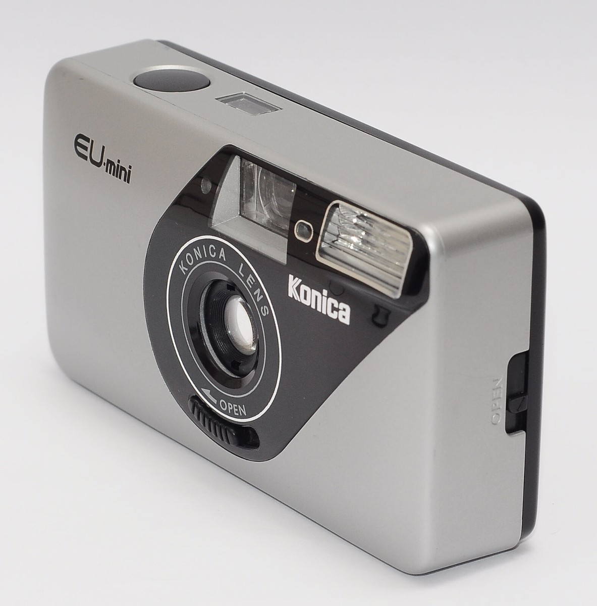 Konica EU-mini AF 28mm Lens 35mm Film Camera with Strap Olympus