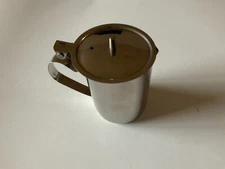 VOLLRATH 46210 STAINLESS STEEL CREAMER SERVER W LID 10 oz new