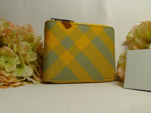 BURBERRY Daniels Hunter/Multi Color Check Canvas Zip Around Wallet*****$480***** - Bild 15 von 15