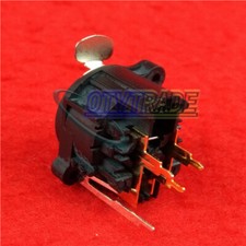 ONE 3 Pin XLR Panel Mount Female Chassis Socket Connector NEW