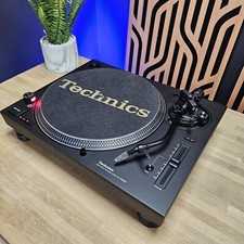 Technics Sl-1210 Mk7 Direct Drive Turntable W/ortofon Concorde Mix Inc Warranty