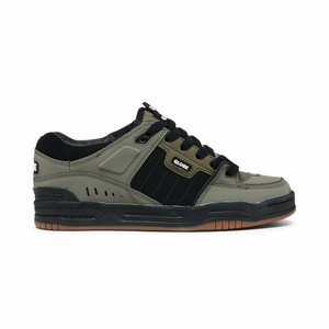 globe fusion dusty olive black