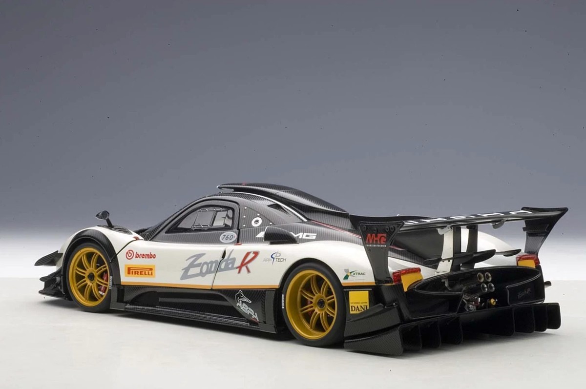 SUPER RARE* AUTOart 1/18 PAGANI ZONDA R White / Carbon Fiber