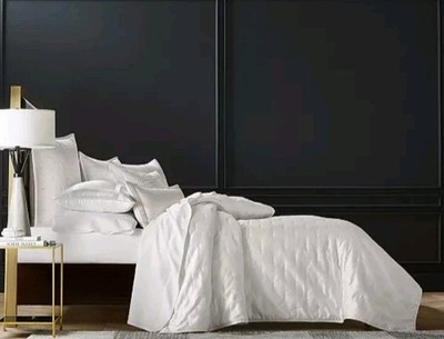 Hotel Collection ''Glint'' 3 Piece QUEEN Coverlet Set With Shams, White, New!
