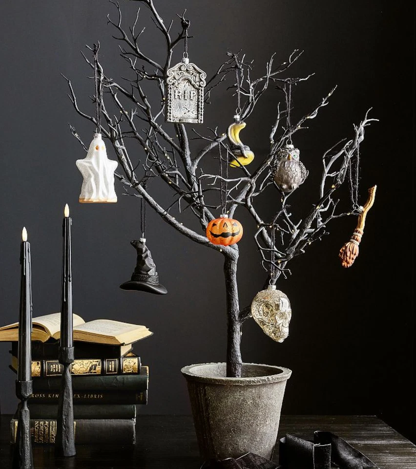 Pottery Barn RARO Conjunto De 8 Adornos Icono De Vidrio Halloween NUEVO SELLADO Caja SOLDOUT Foto 2 de 4