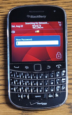 BlackBerry Bold Touch 9930 - Black and Silver  Verizon  Rare Smartphone