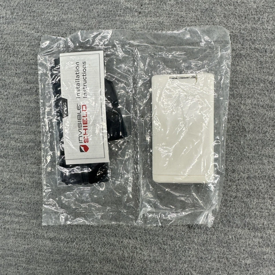 ZAGG - Invisible Shield Solution Spray & Wipe  ( BO ) - Image 2 of 3