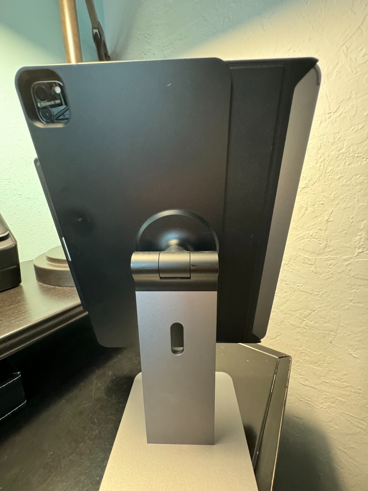 CharJenPro Patented MagFlott V1.0 Premium Stand for iPad Pro