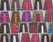UZBEK SILK HAND EMBROIDERED SUZANI JOYPYSH  IN VARIATION