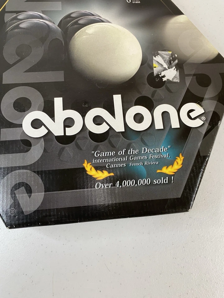 Bolinhas de gude jogo de tabuleiro de estratégia ABALONE Game Of The Decade 1999 - Imagem 2 de 4