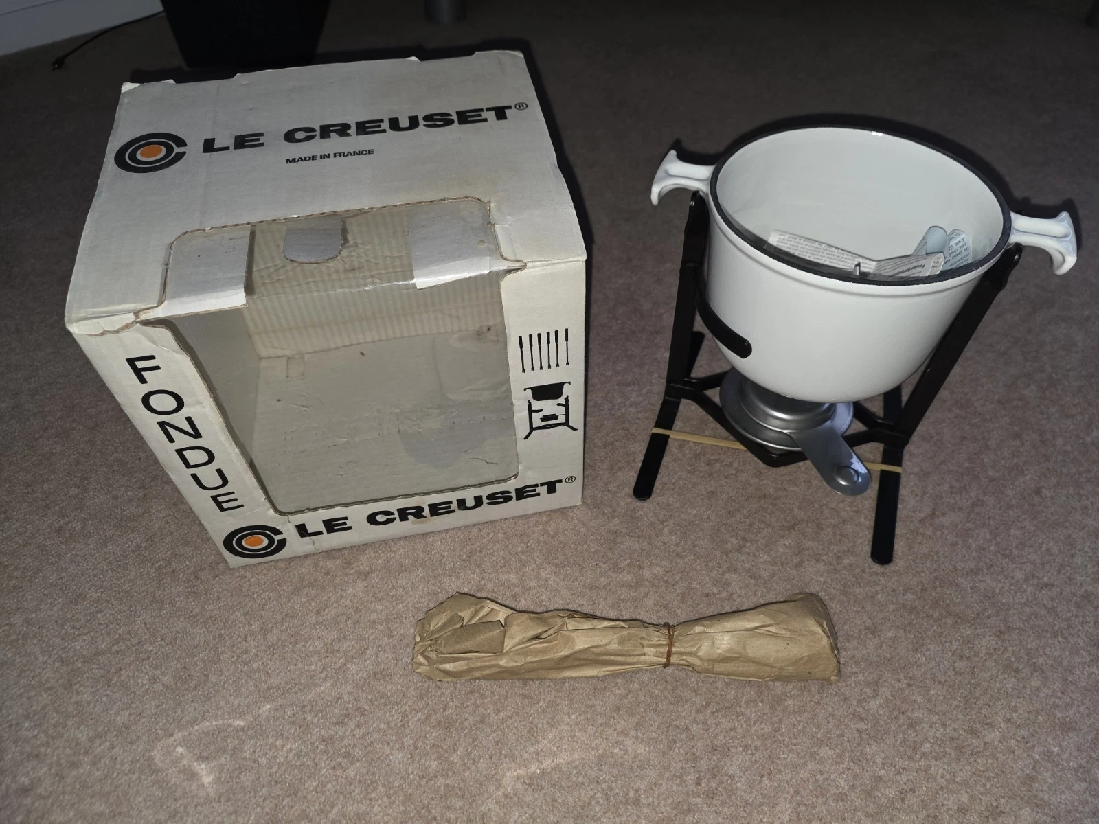 Retro LE CREUSET FONDUE SET in White BNIB Model 6001