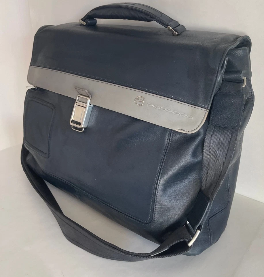 Giovanile pratica professionale tracolla pelle blu Piquadro - Image 3 of 4