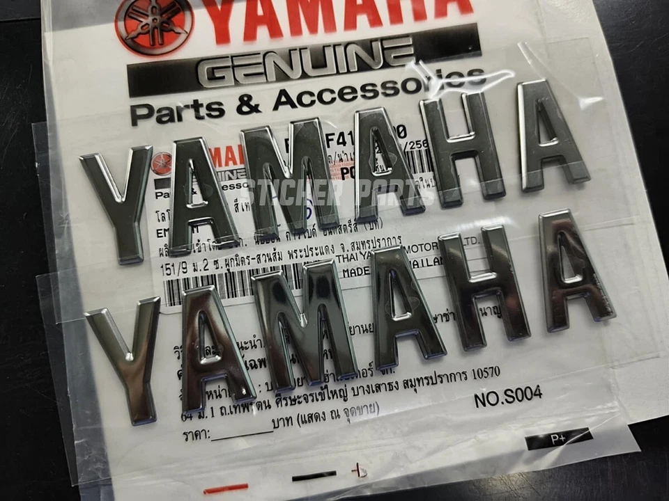 2X 3D STICKER FOR YAMAHA FUEL TANK EMBLEM LOGO DECAL FAIRING SILVER 28x120MM. - Изображение 2 из 4