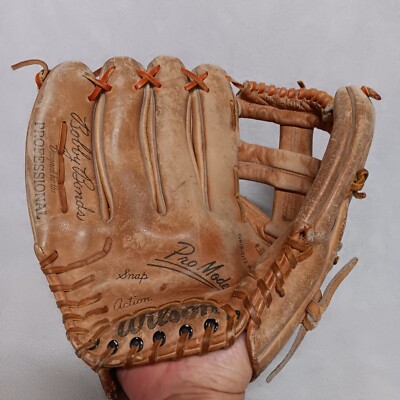 1970's Wilson A2212 Bobby Bonds Pro Model Baseball Glove LHT Leather