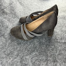 JOURNEE COLLECTION Loren Triple Strap Round Toe Pumps Heels 10 Grey faux suede