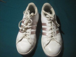 rose gold cloudfoam advantage