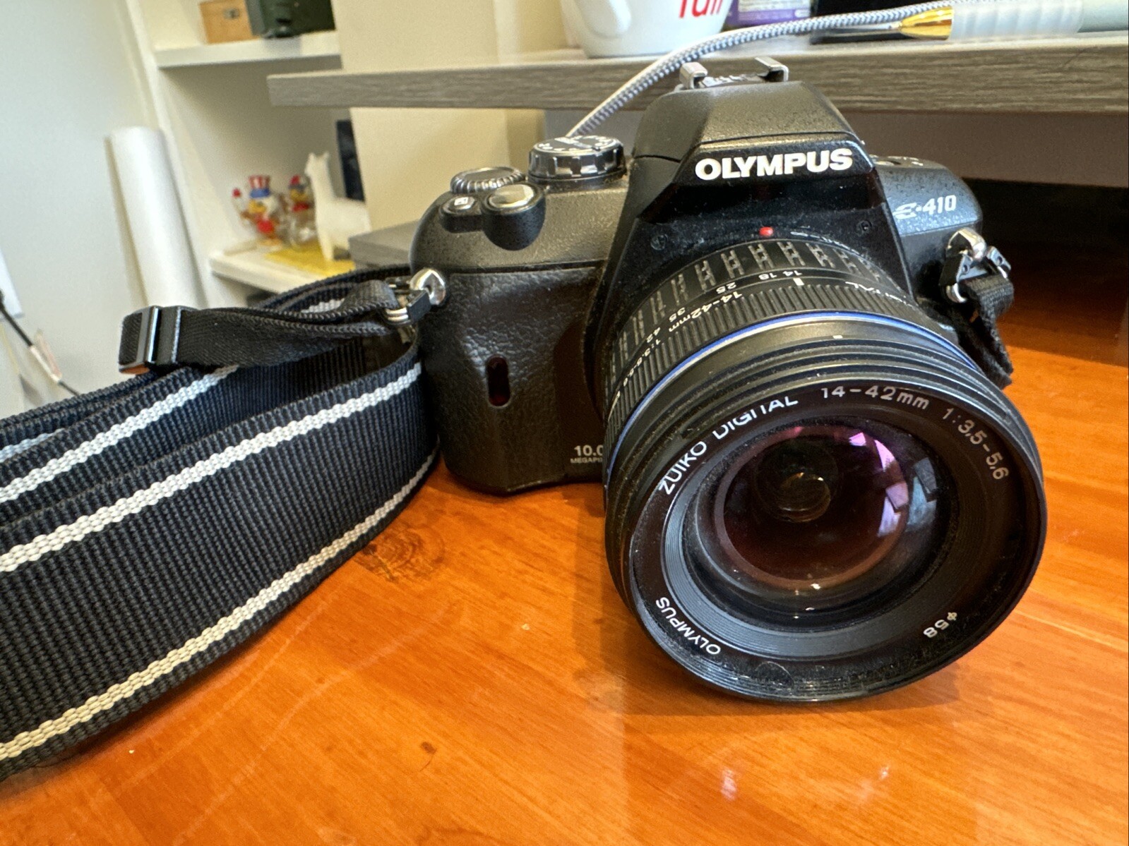 WORKS! OLYMPUS E410 DIGITAL SLR CAMERA 10MP w/Zuiko Zoom Lens No
