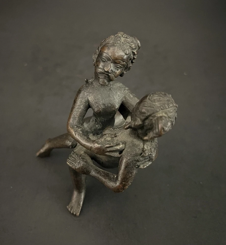 Arte tibetano tántrico de principios del siglo XX Vajrasattva Yab-Yum escultura budista de bronce Foto 3 de 4