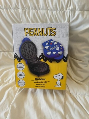 Peanuts Snoopy Mini Waffle Maker Blue Snoopy Face, Small,compact, Easy Too Use 