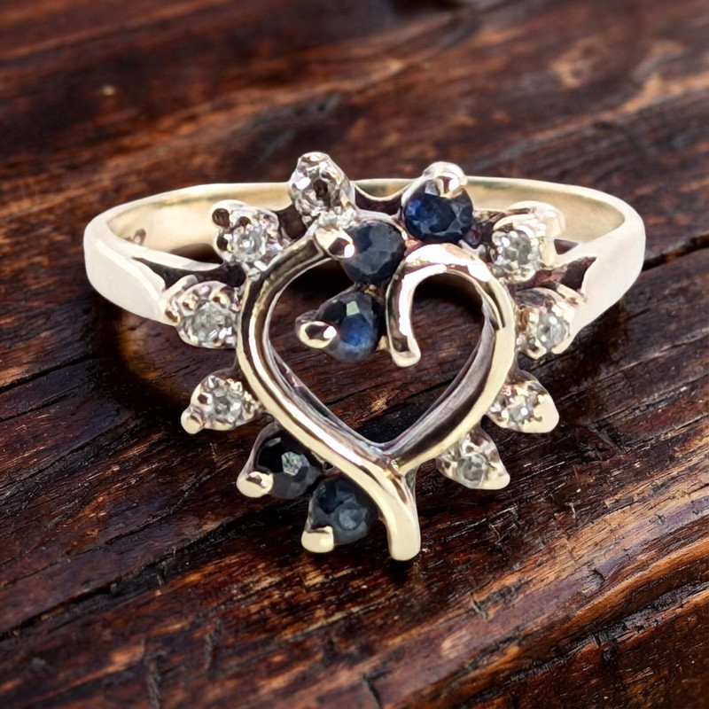 ESTATE SOLID 10K YELLOW GOLD BLUE SPINEL NATURAL DIAMOND HEART RING SIZE 4 #8075