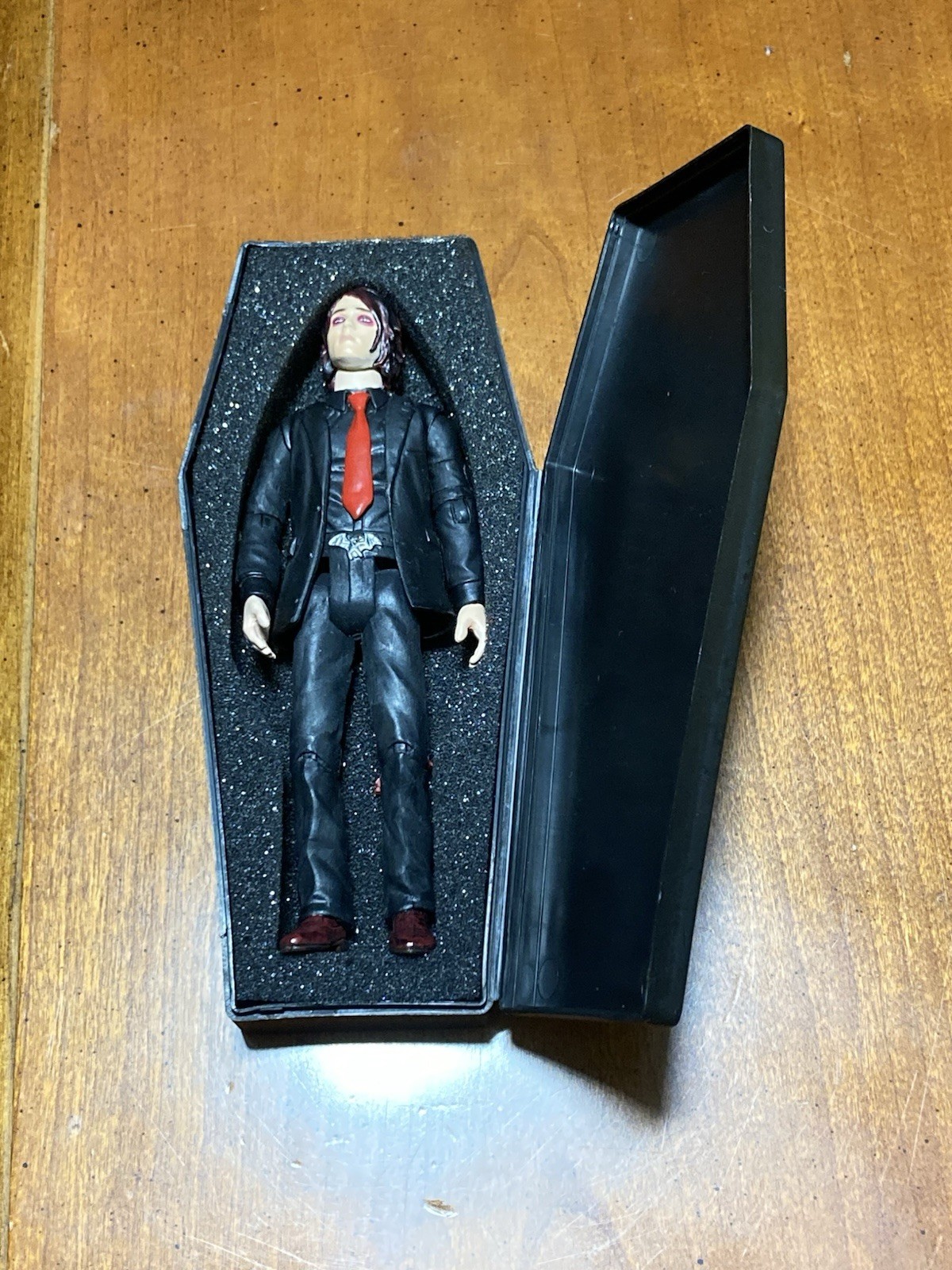 My Chemical Romance 2005 -  5 Figure Coffin Set – Rare Pre-Owned Collectibles