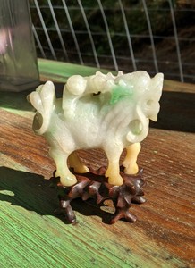 Old Fine Chinese Jade Carving Statue Figure Foo Lion Dog White Apple