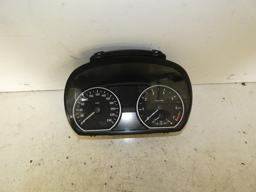 Kombiinstrument BMW E87 BJ 2008 Tacho Benzin Schalter ca. 130 tkm 9187038-02
