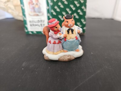 Fitz & Floyd Enchanted Forest Holiday Hamlet ''Squirrel Family'' Figurine 1994