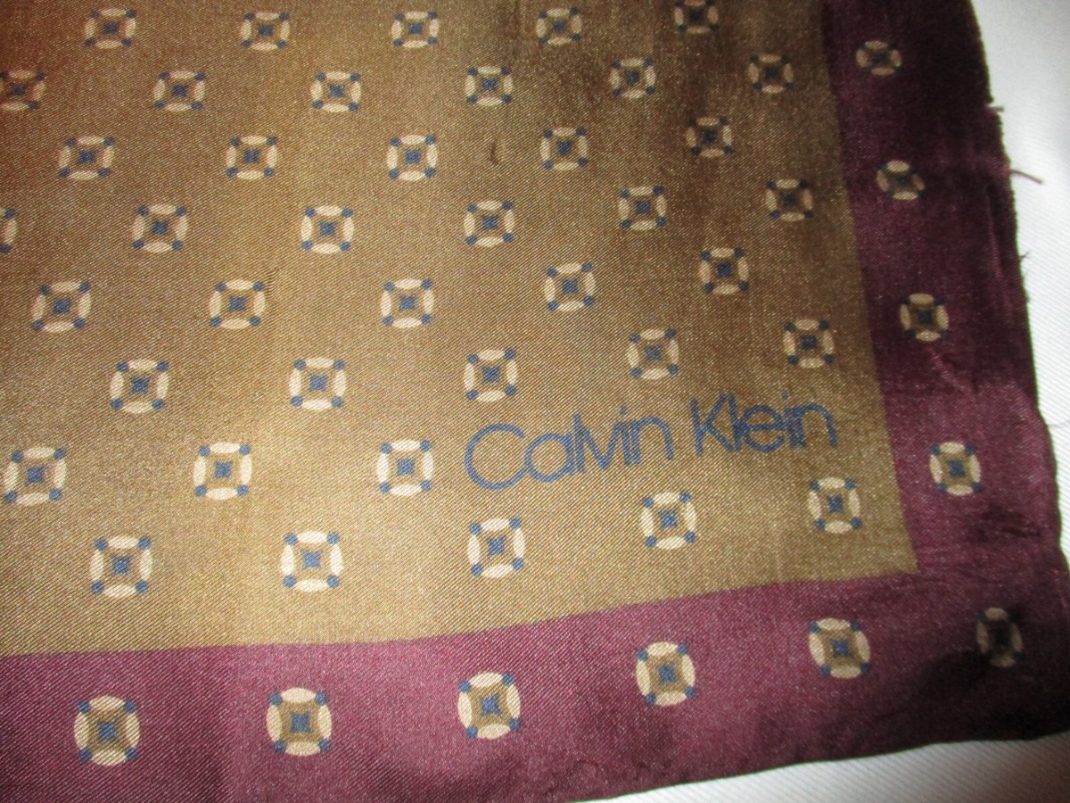 Calvin Klein Maroon Brown Geometric 100% Silk Square Scarf 22