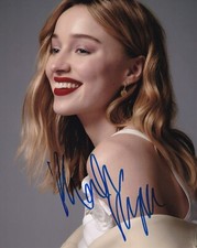 PHOEBE DYNEVOR signed autograph 20x25cm BRIDGERTON in person autograph