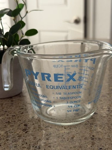 VTG PYREX Glass Measuring 1 Cup~ 508-0  Blue Lettering~ Useful Equivalent ~USA