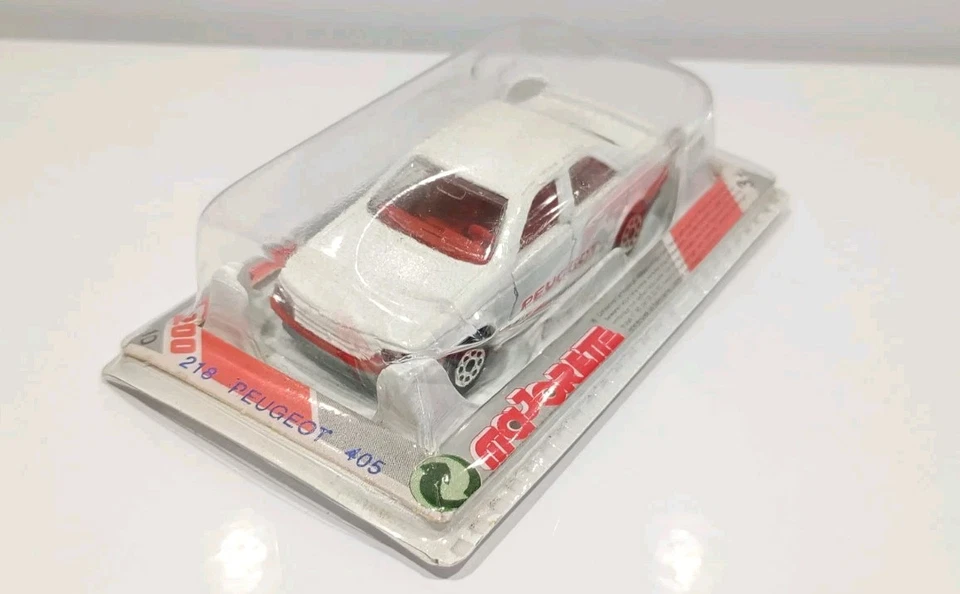 Coche Diecast Majorette Peugeot 405 Serie 200 Hecho en Francia Paquete Blister Sellado Foto 3 de 4