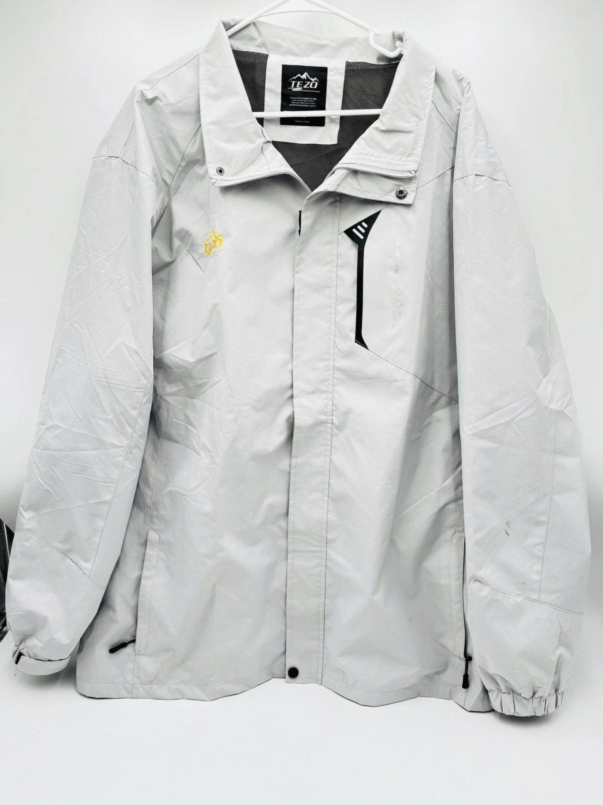 TEZO Outdoor Jacket XXL Gray Lightweight Windbreaker Full Zip Hooded Hiking
Opens in a new window or